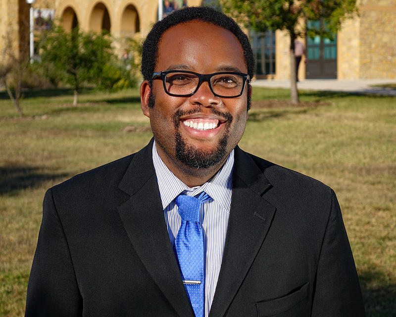 Headshot of Lloyd Butler