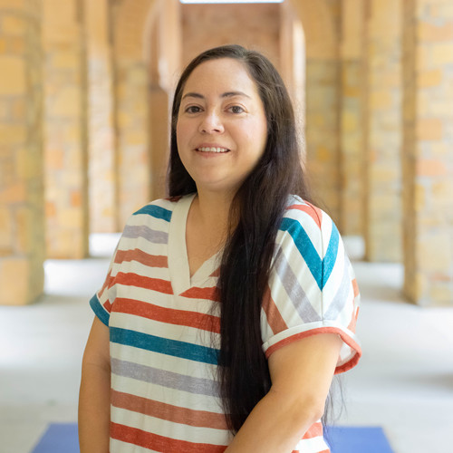 Helen Torres's Headshot
