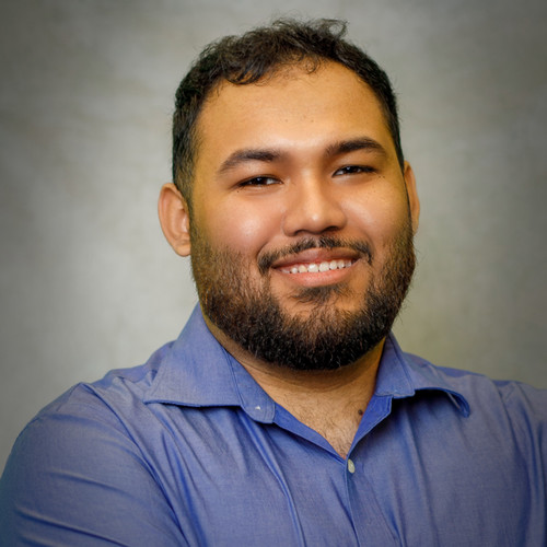 Alex Castillo's Headshot